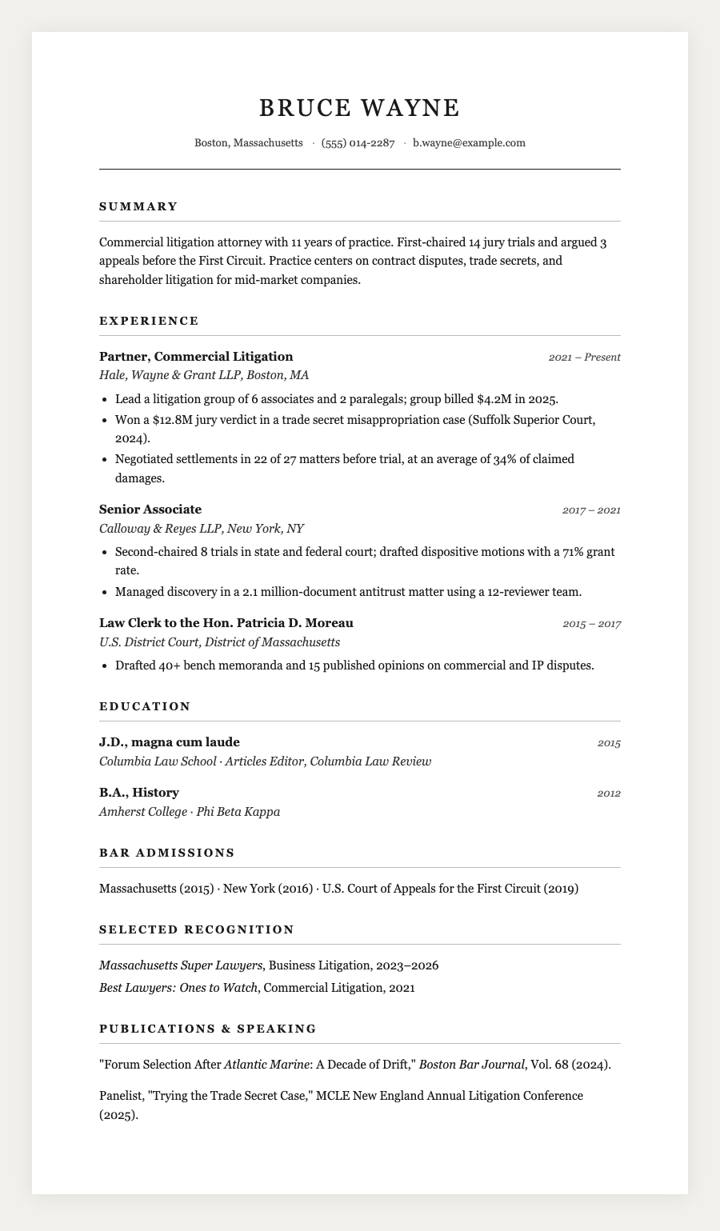 Classic Serif CV template preview