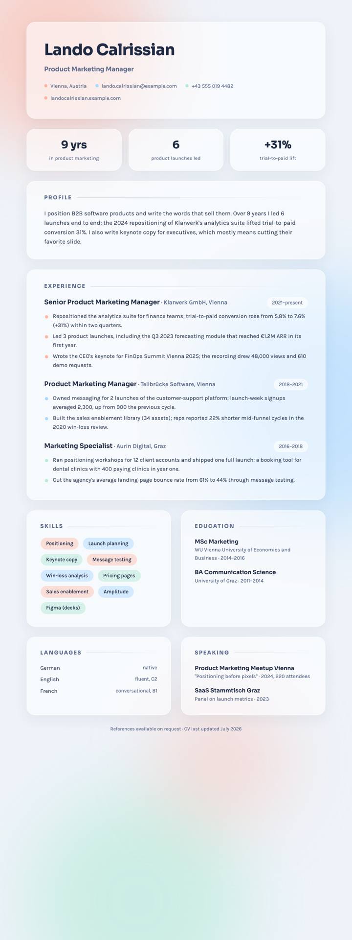 Glass Light CV template preview
