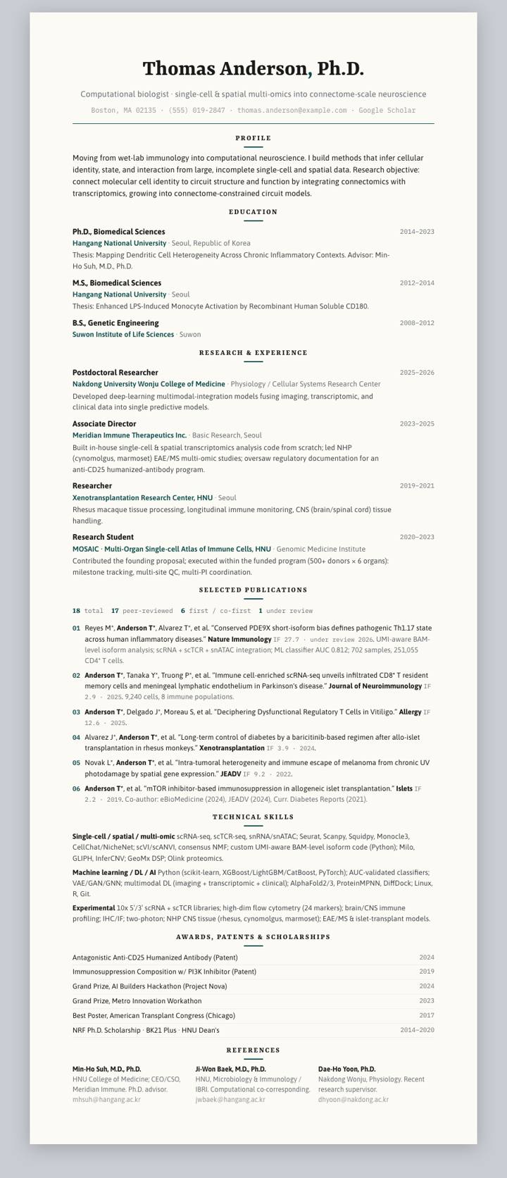DeepTeal Centered CV template preview