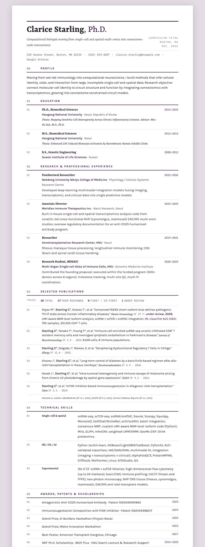 Aubergine Ledger CV template preview
