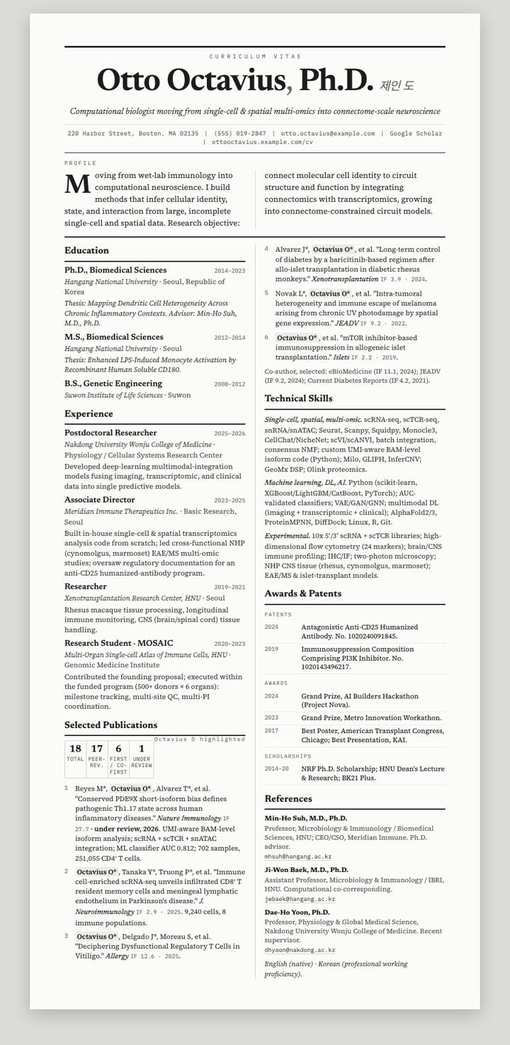 Graphite Broadsheet CV template preview
