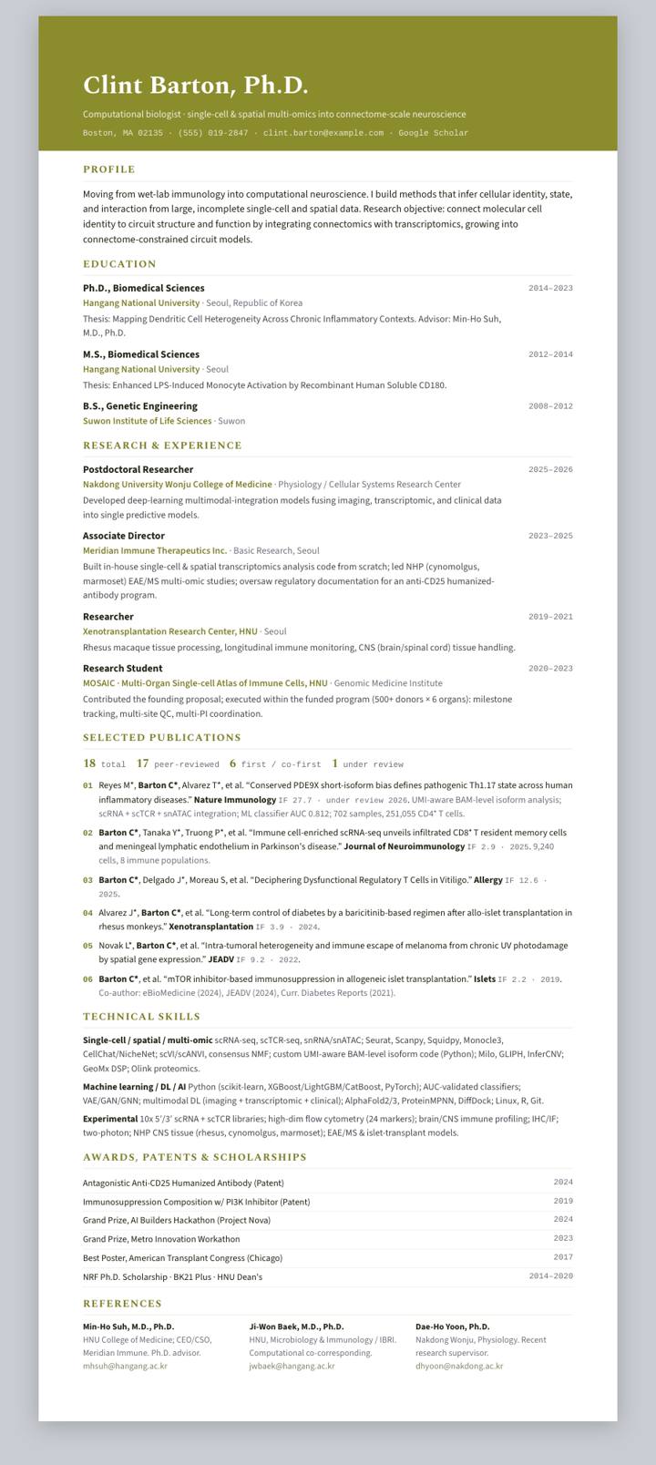 Olive Crest CV template preview