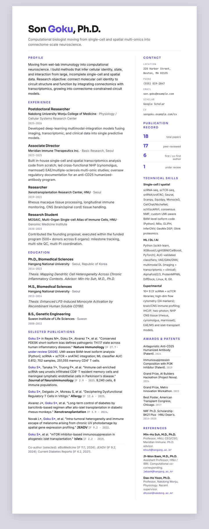 Violet Accent Columns CV template preview
