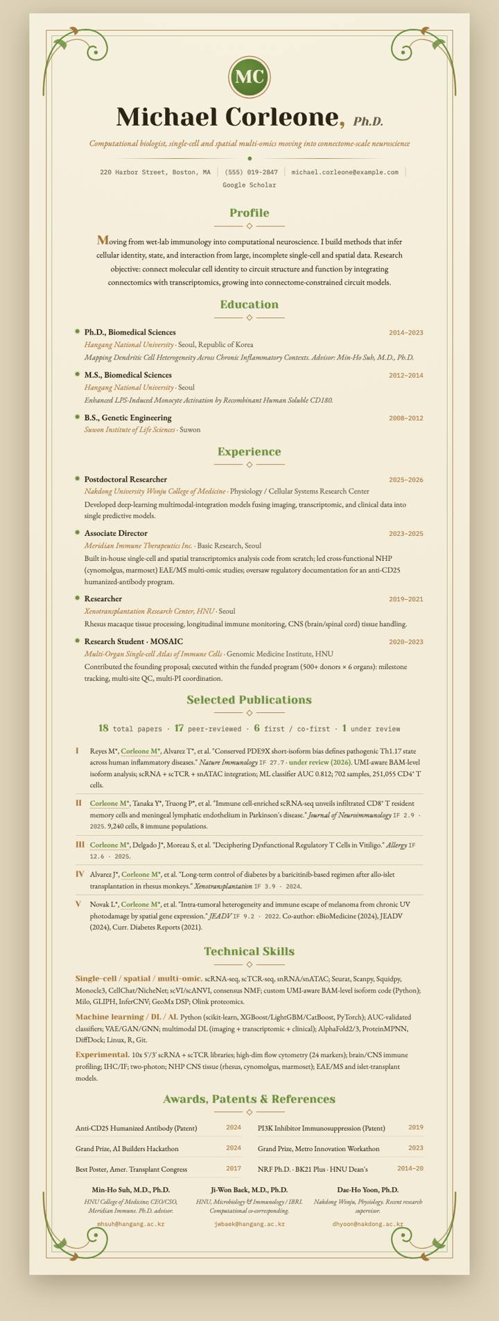 Art Nouveau CV template preview